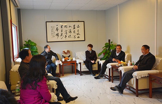 援非援藏座谈会图片小图.jpg