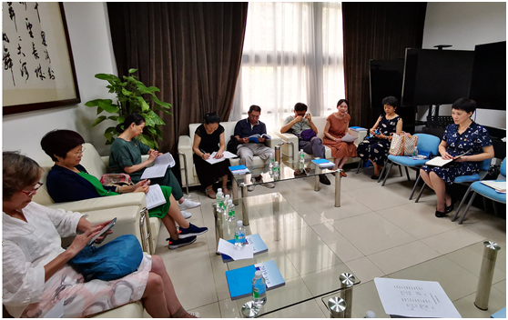 离退休专家座谈会.png