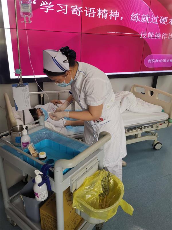 02 “外周静脉留置针输液操作”（创伤救治胸外科病区团支部）.jpg