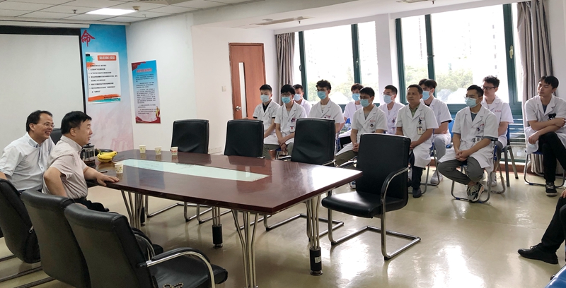 院士交流会上_副本.jpg
