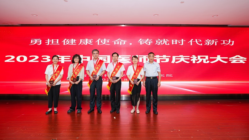bcf68c21cfb66ddf7db40f952d5cb0b.jpg